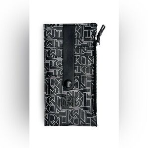 Badgley Mischka Black and White 7 Card Slot Wallet *Brand New*